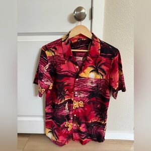 Hawaiian Shirt!! 🌺 Brand new! Unisex Small